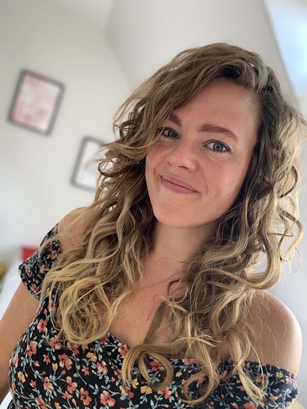 Signe Winther now after 11 months on the curly girl method