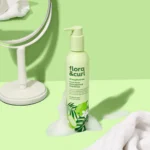 Flora & Curl Baobab & Marula Restorative Shampoo lifestyle 3